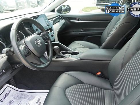 Used 2024 Toyota Camry SE image 17