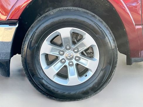 Used 2020 RAM 1500 Laramie AWD/4WD image 30