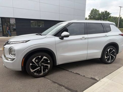 Used 2022 Mitsubishi Outlander SEL AWD/4WD image 5