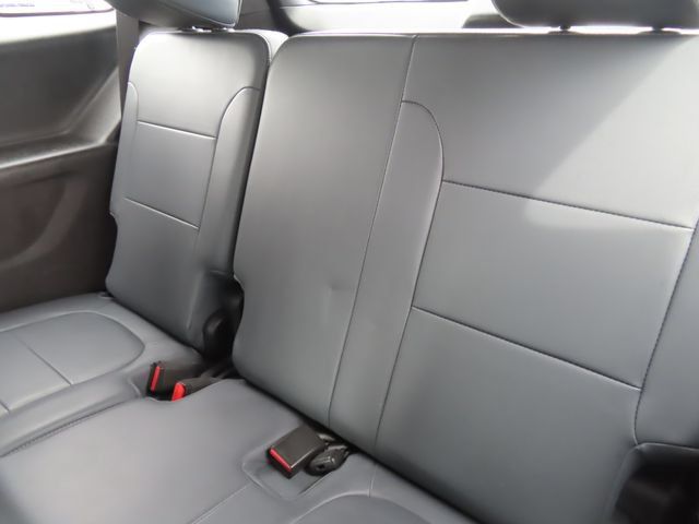 Certified 2019 Chevrolet Traverse LT w/ LT Premium Package AWD/4WD image 40