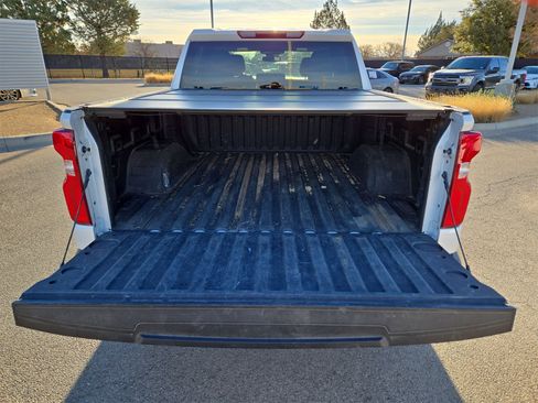 Used 2022 Chevrolet Silverado 1500 LTZ w/ Z71 Off-Road Package image 12