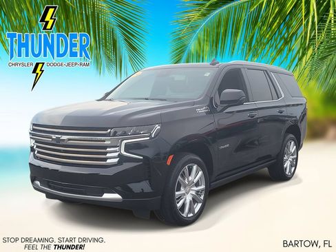 Used 2024 Chevrolet Tahoe High Country w/ Premium Package RWD image 2