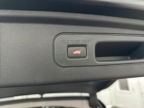 Used 2024 Honda Odyssey Touring image 43