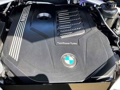 Used 2021 BMW X5 xDrive40i w/ Premium Package image 32