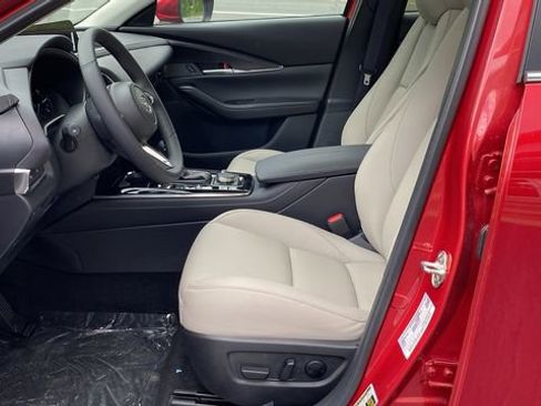 New 2025 MAZDA CX-30 AWD 2.5 S w/ Preferred Package image 12