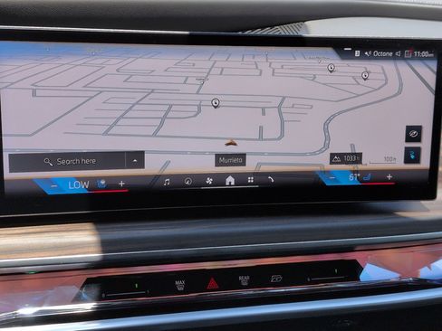 Used 2025 BMW i7 xDrive60 AWD/4WD image 24