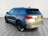 Used 2022 Volkswagen Taos SE image 5