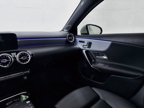 Used 2021 Mercedes-Benz A 220 image 24