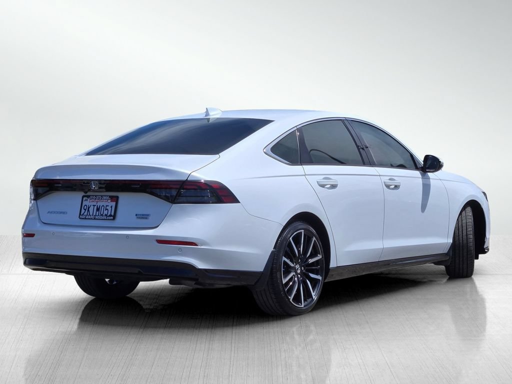 Used 2024 Honda Accord Touring image 5