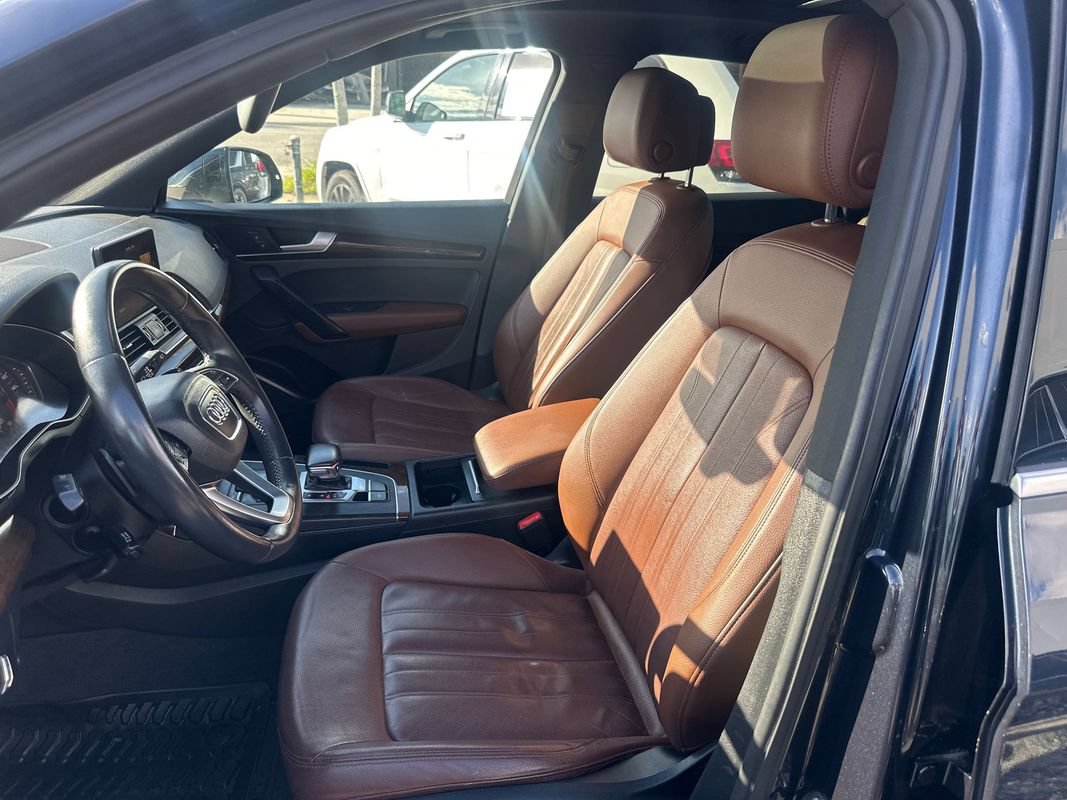 Used 2019 Audi Q5 2.0T Premium w/ Convenience Package AWD/4WD image 18