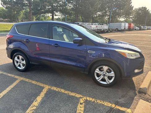 Used 2015 Ford Escape SE FWD image 5
