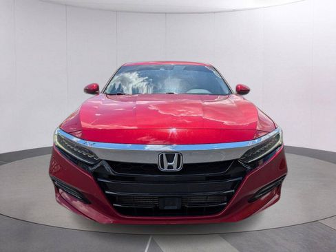 Used 2018 Honda Accord Touring image 10