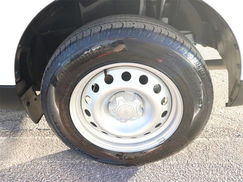 Certified 2025 Ford Maverick XLT w/ Equipment Group 302A image 15