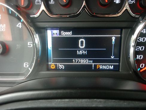 Used 2015 Chevrolet Tahoe LT RWD image 22
