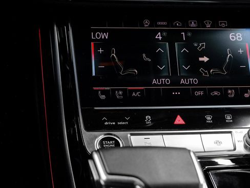 Used 2022 Audi A8 L 3.0T w/ Luxury Package image 33