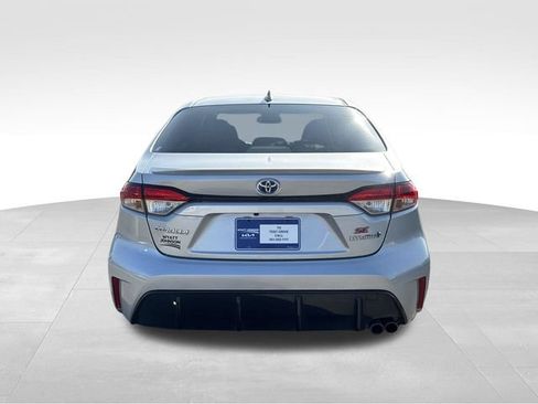 Used 2024 Toyota Corolla SE FWD image 4
