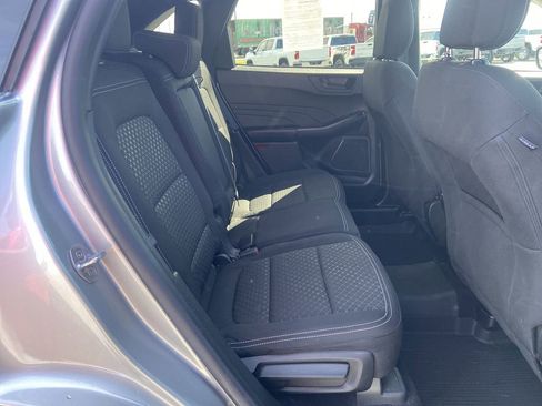 Used 2024 Ford Escape Active AWD/4WD image 25