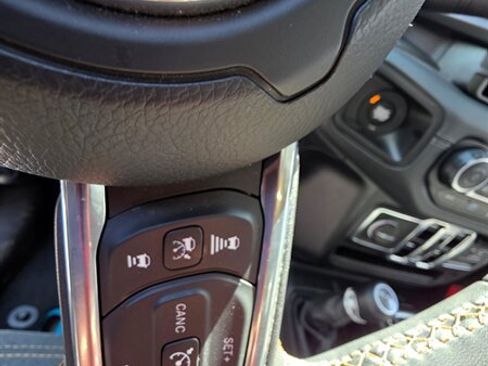 Used 2024 Jeep Wrangler Unlimited Sahara w/ Safety Group image 11