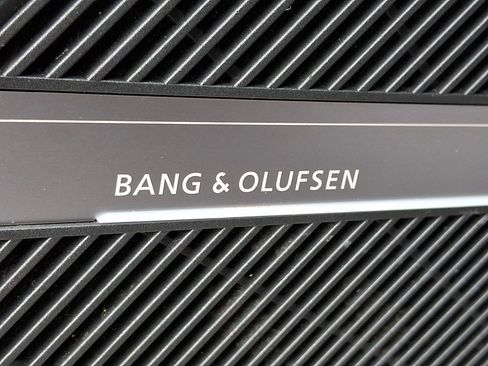 Certified 2025 Audi Q5 2.0T Premium Plus image 26