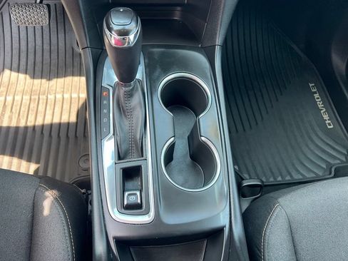 Used 2019 Chevrolet Equinox LT AWD/4WD image 30