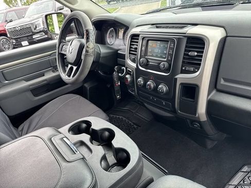 Used 2019 RAM 1500 Warlock AWD/4WD image 28
