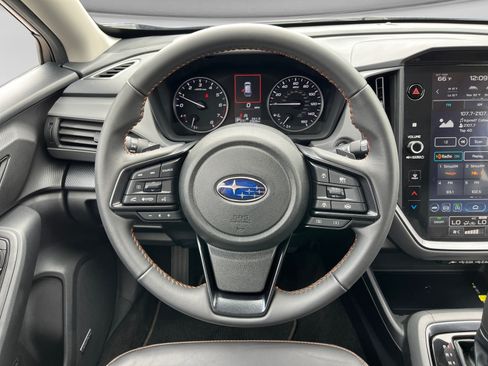 Certified 2025 Subaru Crosstrek 2.5i Limited w/ Crosstrek Mirror Package AWD/4WD image 12