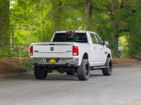 Used 2019 RAM 1500 Big Horn AWD/4WD image 44