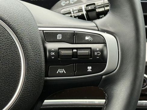 Used 2025 Kia Sportage SX AWD/4WD image 22