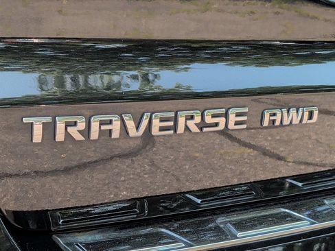 Used 2017 Chevrolet Traverse Premier AWD/4WD image 41