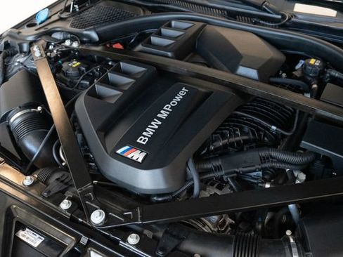 Used 2022 BMW M4 xDrive Competition AWD/4WD image 25