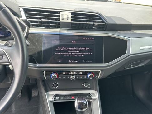 Used 2022 Audi Q3 2.0T Premium w/ Convenience Package AWD/4WD image 27