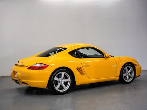 Used 2008 Porsche Cayman RWD image 3