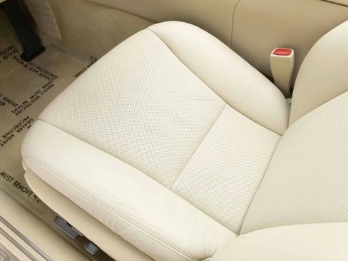 Used 2012 Lexus LS 460 w/ Luxury Value Edition RWD image 28