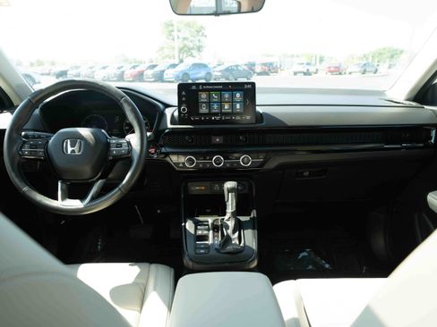 Used 2025 Honda CR-V EX-L image 20