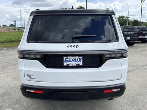 New 2026 Jeep Grand Wagoneer 4WD image 11