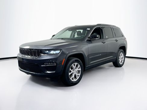 Used 2022 Jeep Grand Cherokee Limited AWD/4WD image 1