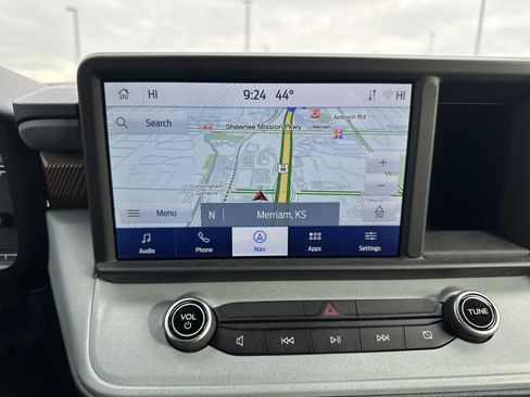 Used 2023 Ford Maverick Lariat w/ Lariat Luxury Package image 18