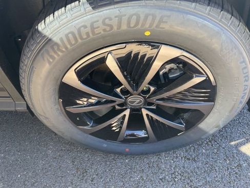 New 2026 Lexus RZ 450e AWD image 17