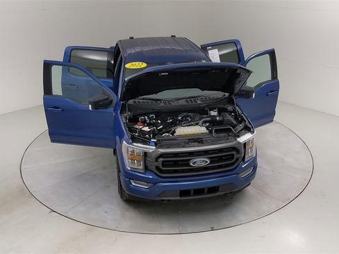 Certified 2022 Ford F150 XLT w/ Equipment Group 302A High image 46