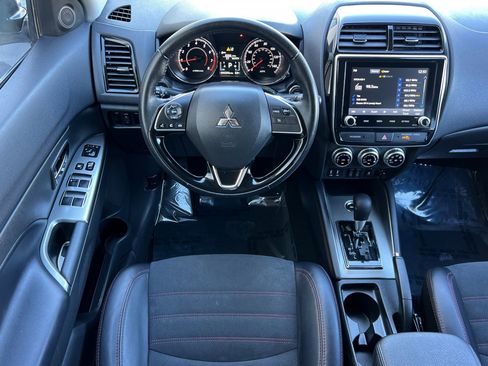 Used 2024 Mitsubishi Outlander Sport SE image 14