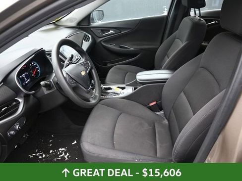 Used 2023 Chevrolet Malibu LT image 18