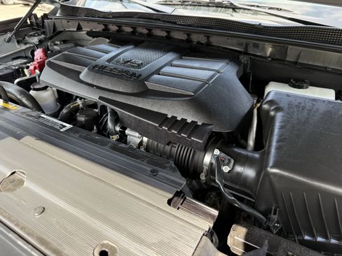 Used 2024 Nissan Titan PRO-4X w/ Pro-4x Convenience Package AWD/4WD image 34
