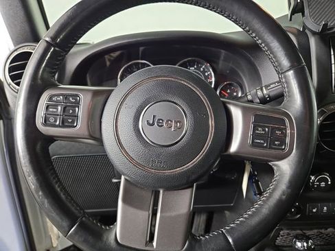 Used 2018 Jeep Wrangler Unlimited Sahara w/ Dual Top Group image 21