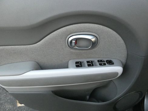 Used 2018 Kia Soul EV image 48