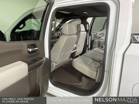 Used 2019 Chevrolet Silverado 1500 LTZ w/ LTZ Texas Edition AWD/4WD image 14