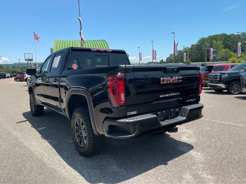 Used 2024 GMC Sierra 1500 AT4X AWD/4WD image 7