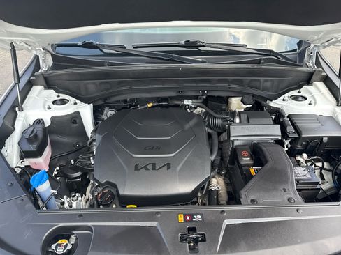 Used 2022 Kia Telluride EX AWD/4WD image 19