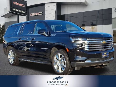 Used 2024 Chevrolet Suburban High Country image 1