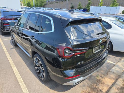 Used 2024 BMW X3 sDrive30i w/ Premium Package RWD image 3