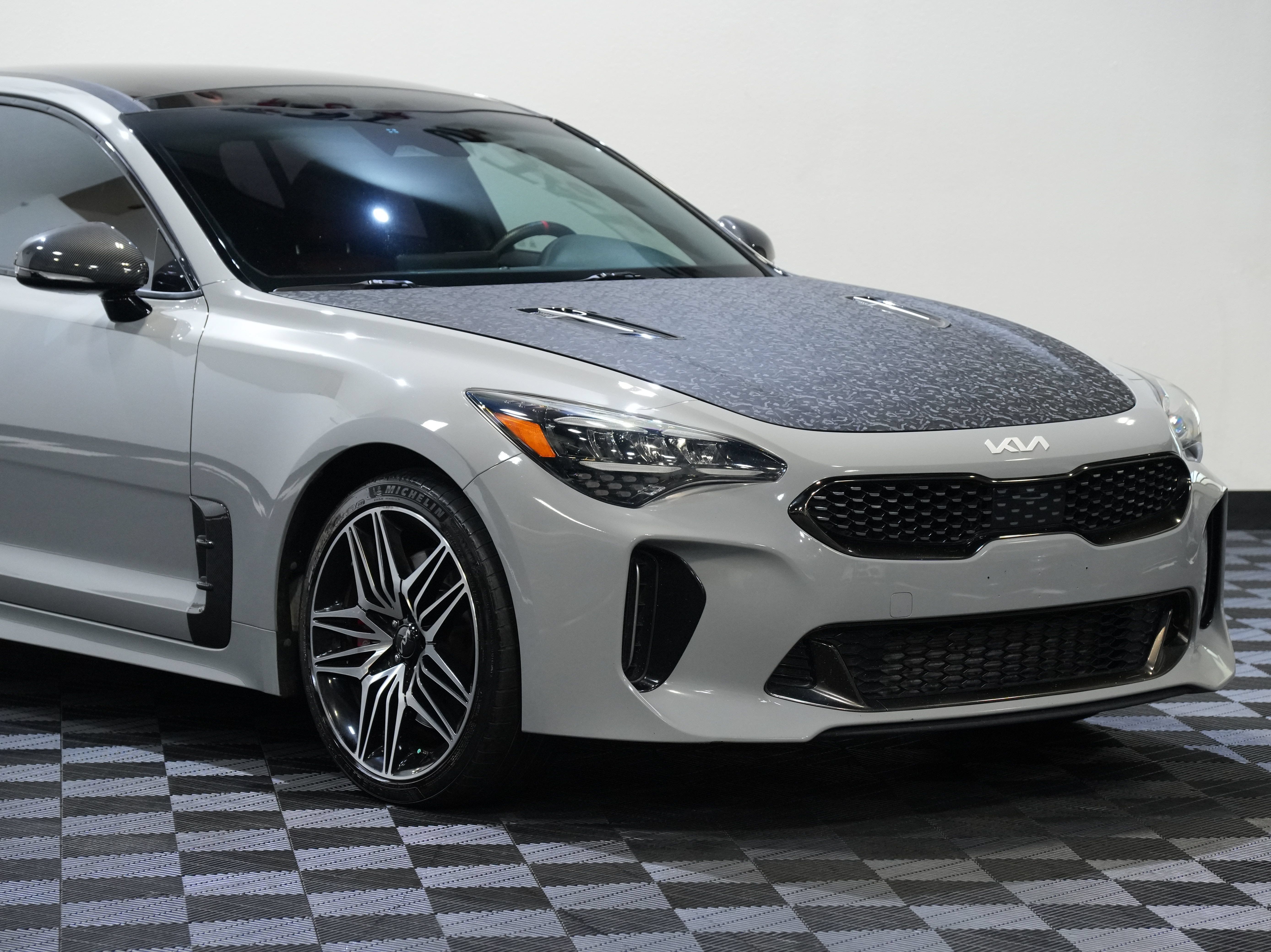 Used 2022 Kia Stinger GT1 w/ Red Interior Color Package AWD/4WD image 9